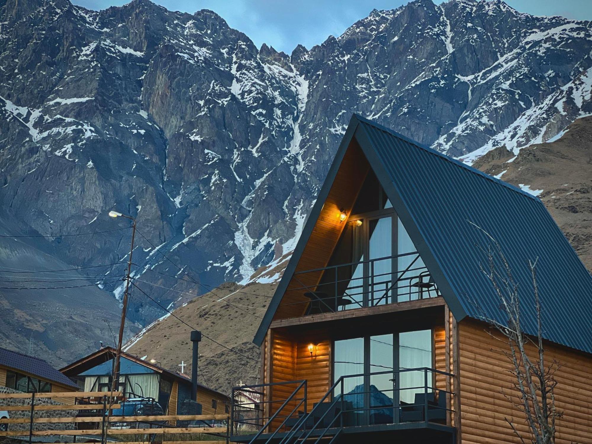 Sunset Cottage Kazbegi Bagian luar foto