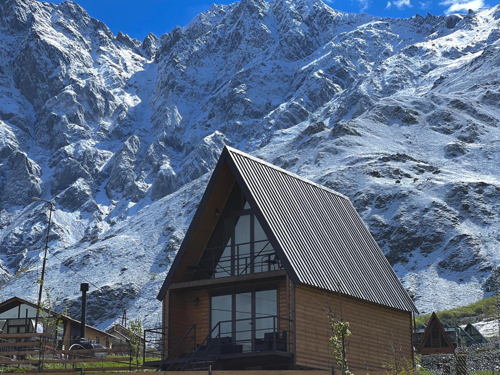 Sunset Cottage Kazbegi Bagian luar foto